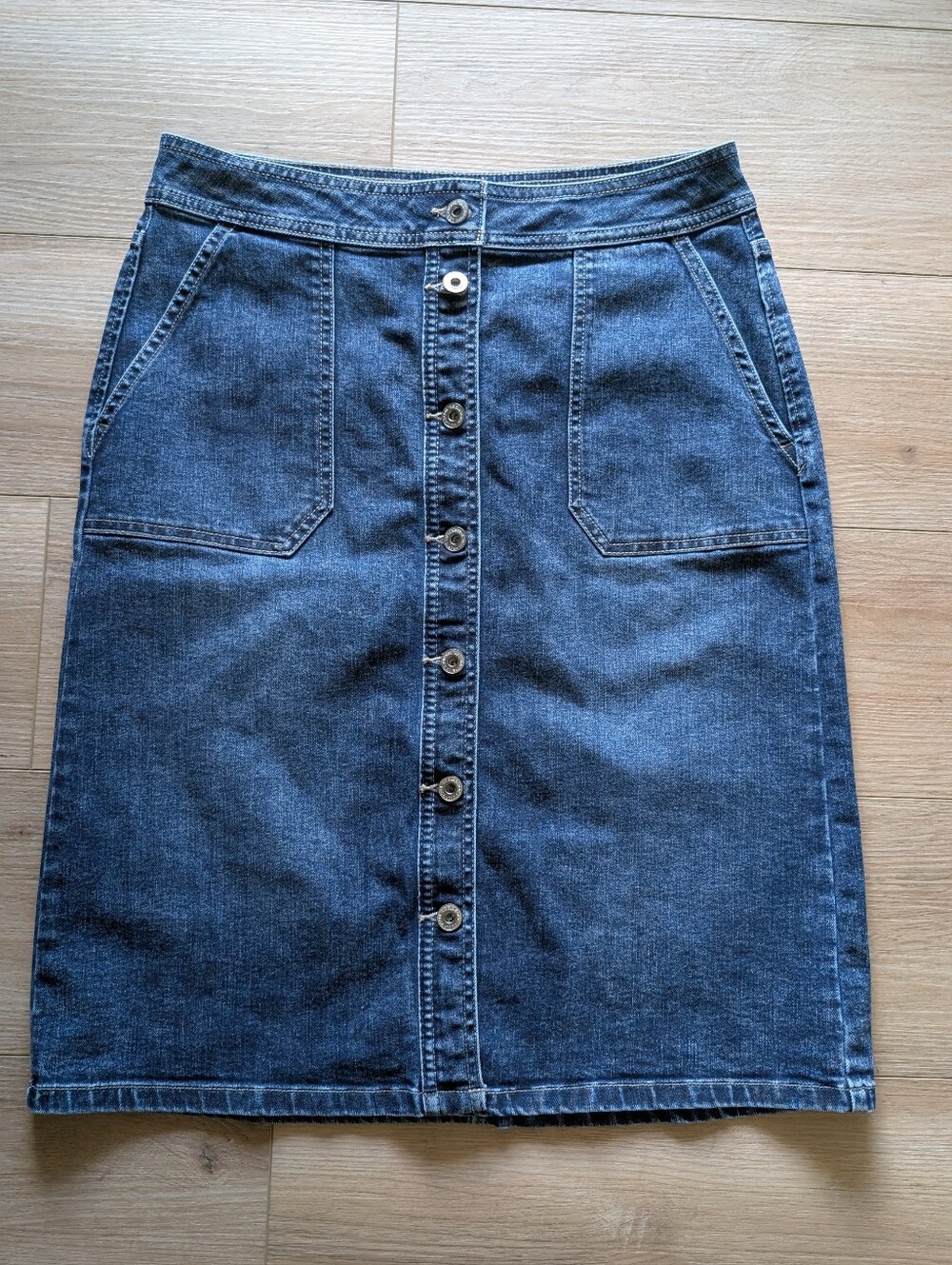 Liz Claiborne Simply Liz Button Down Midi Denim Skirt